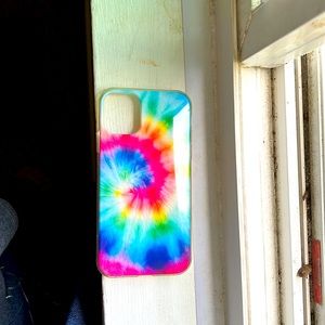 iPhone 11 case from forever 21 got it for 25 selling it for 10